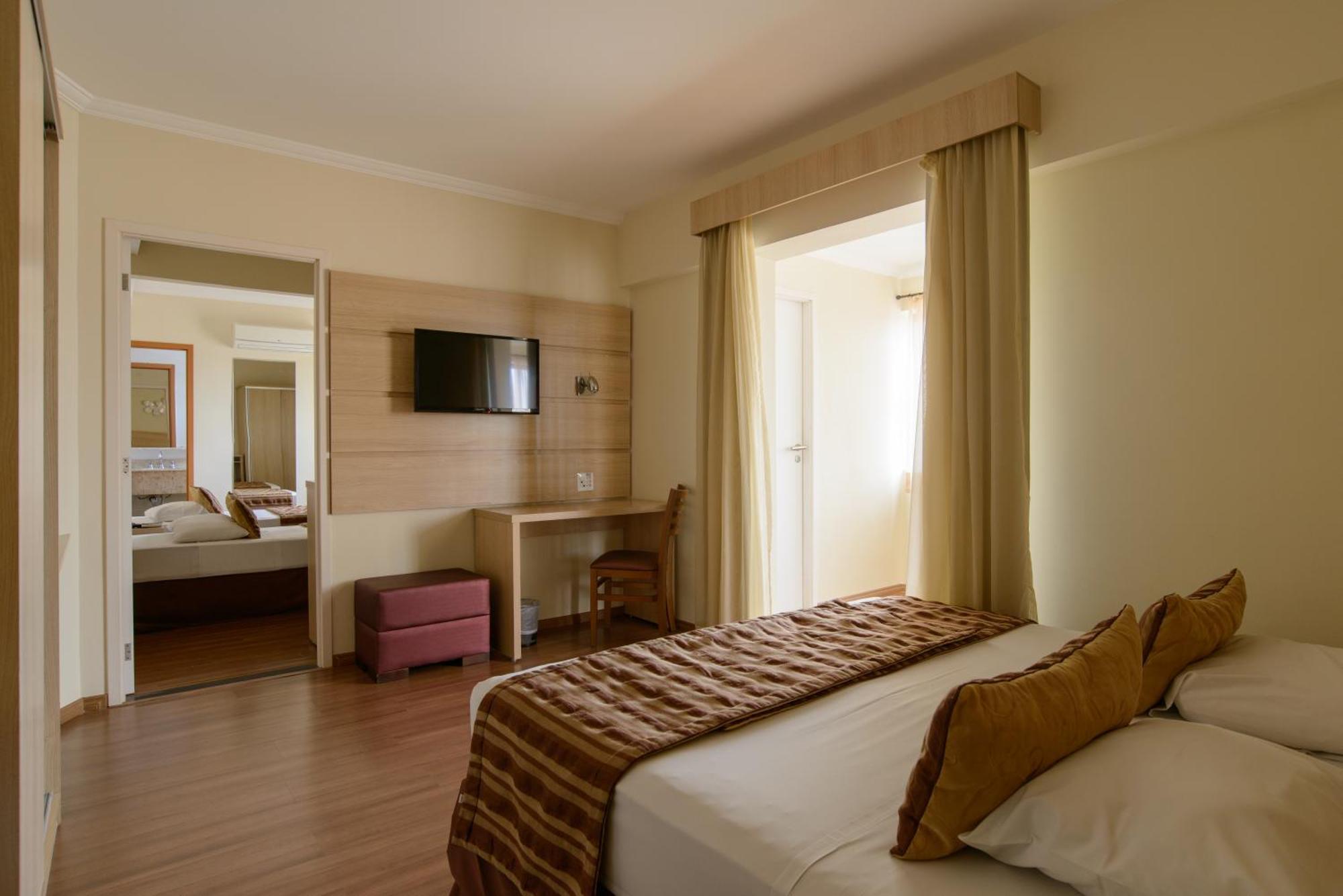 Faro Hotel アチバイア エクステリア 写真