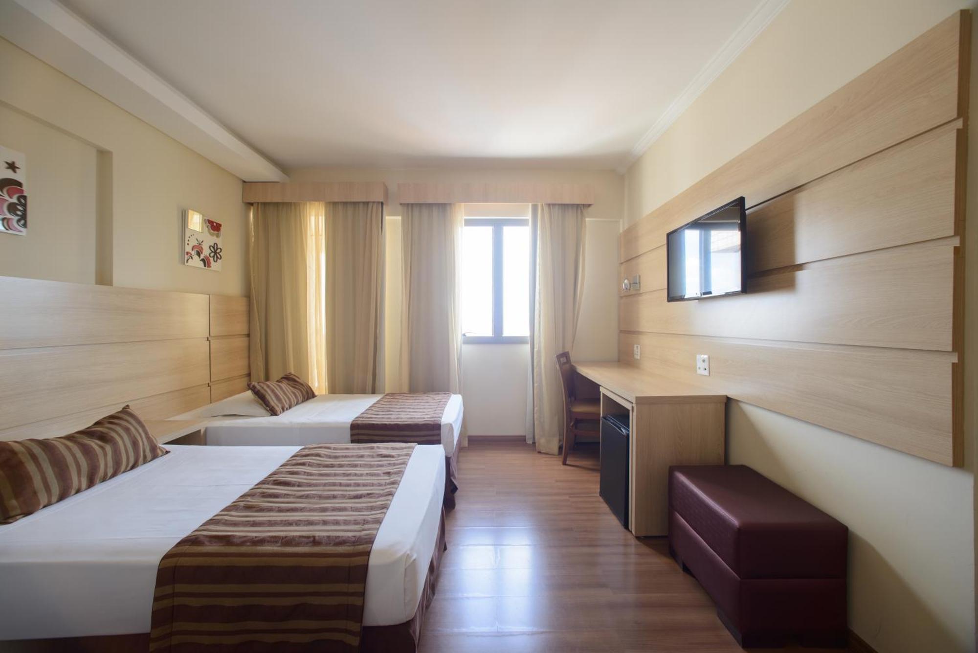 Faro Hotel アチバイア エクステリア 写真